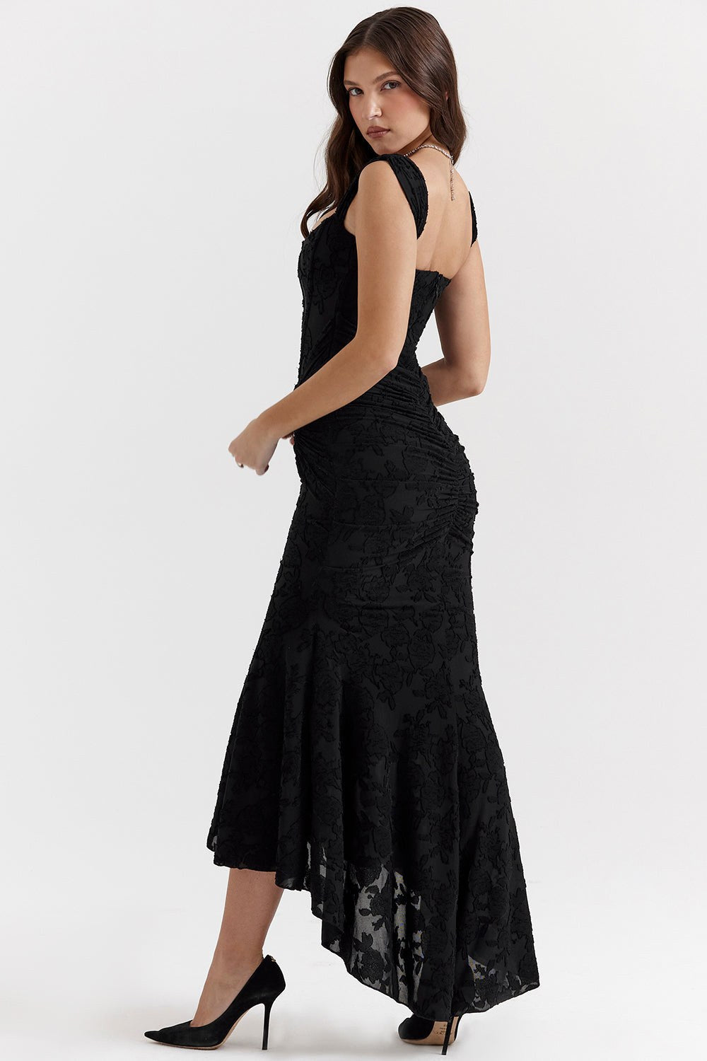 Alicja | Damen Spitzen-Abendkleid mit eng anliegender Silhouette, elegantes Abendkleid | Nomadnts | Nomadnts