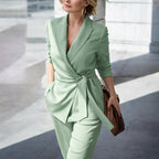 Amelie | Damen tailliert geschnittener Blazer-Anzug mit Bindegürtel, strukturierter Zweiteiler | Nomadnts | Nomadnts