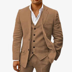 Andreas | Herren Dreiteiler Anzug mit klassischem Sakko, Weste und Hose, Eleganter Anzug | Nomad NTS | Braun