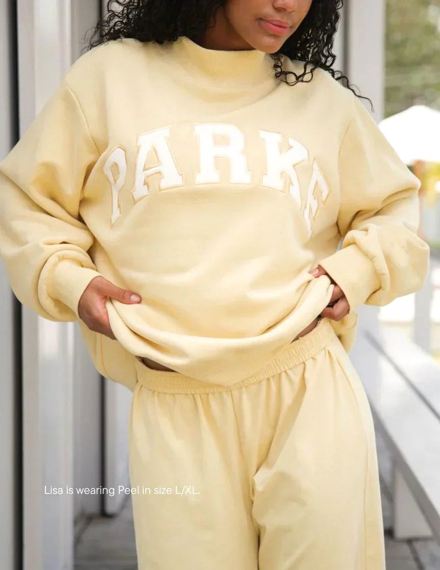 Annabelle | Damen Oversized Varsity-Sweatshirt, Chenille-Schriftzug Rundhalspullover | Nomadnts | Nomadnts
