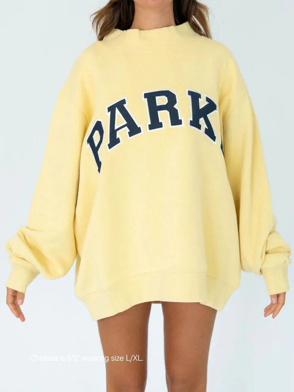 Annabelle | Damen Oversized Varsity-Sweatshirt, Chenille-Schriftzug Rundhalspullover | Nomadnts | Nomadnts