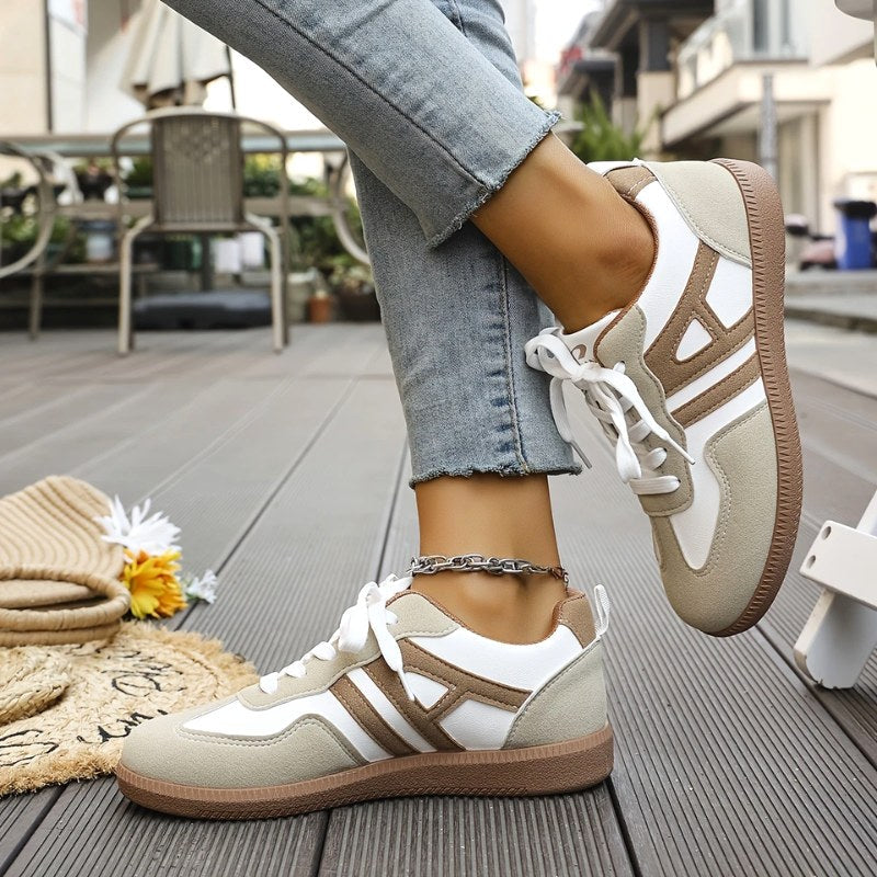 Beatrice | Damen orthopädische Slip-On-Sneaker, gepolsterte Wandersneaker | Nomadnts | Nomadnts