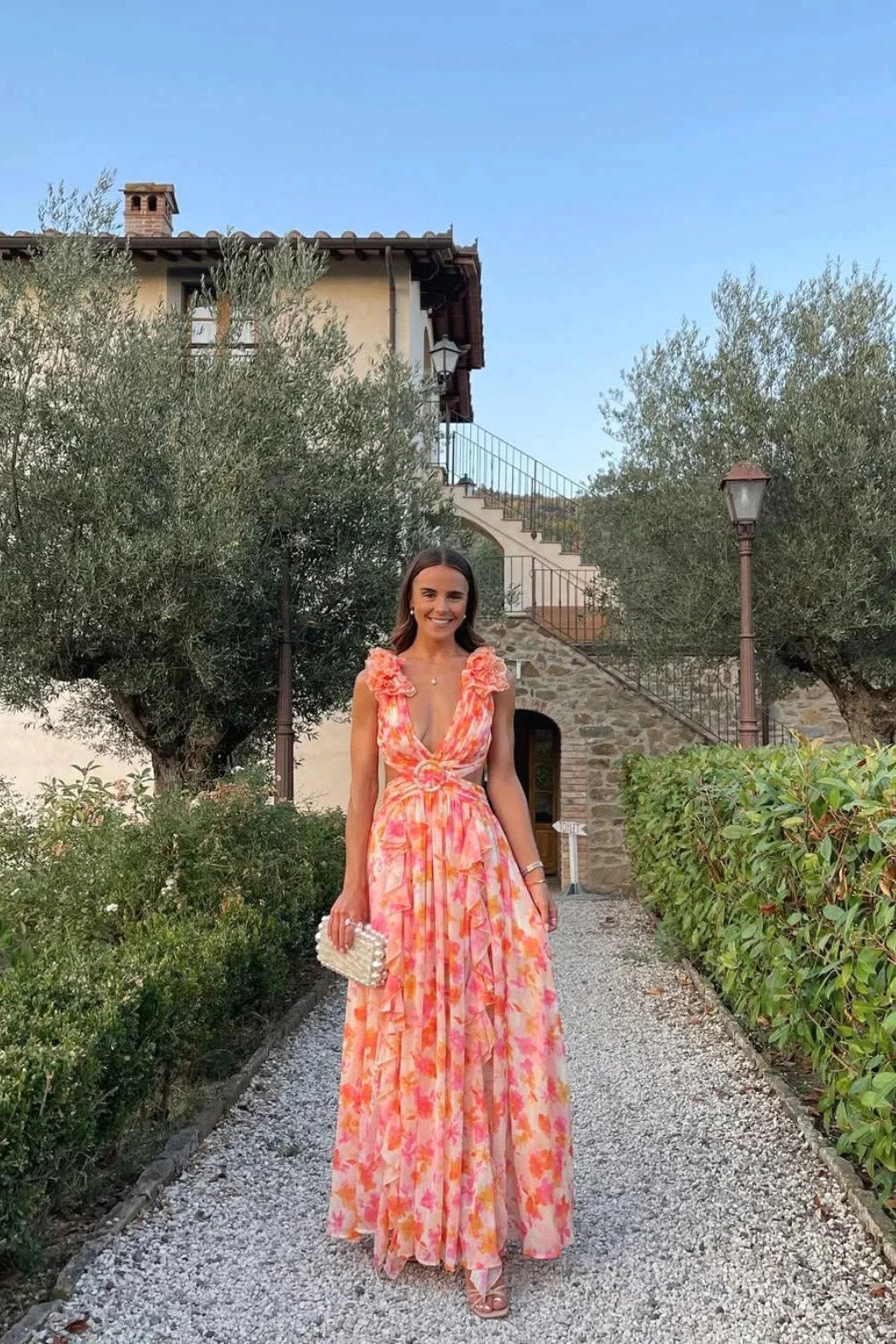 Bernadette | Damen Blumen-Maxikleid mit V-Ausschnitt und Rüschenschultern, Kleid für Hochzeitsgäste | Nomadnts | Nomadnts