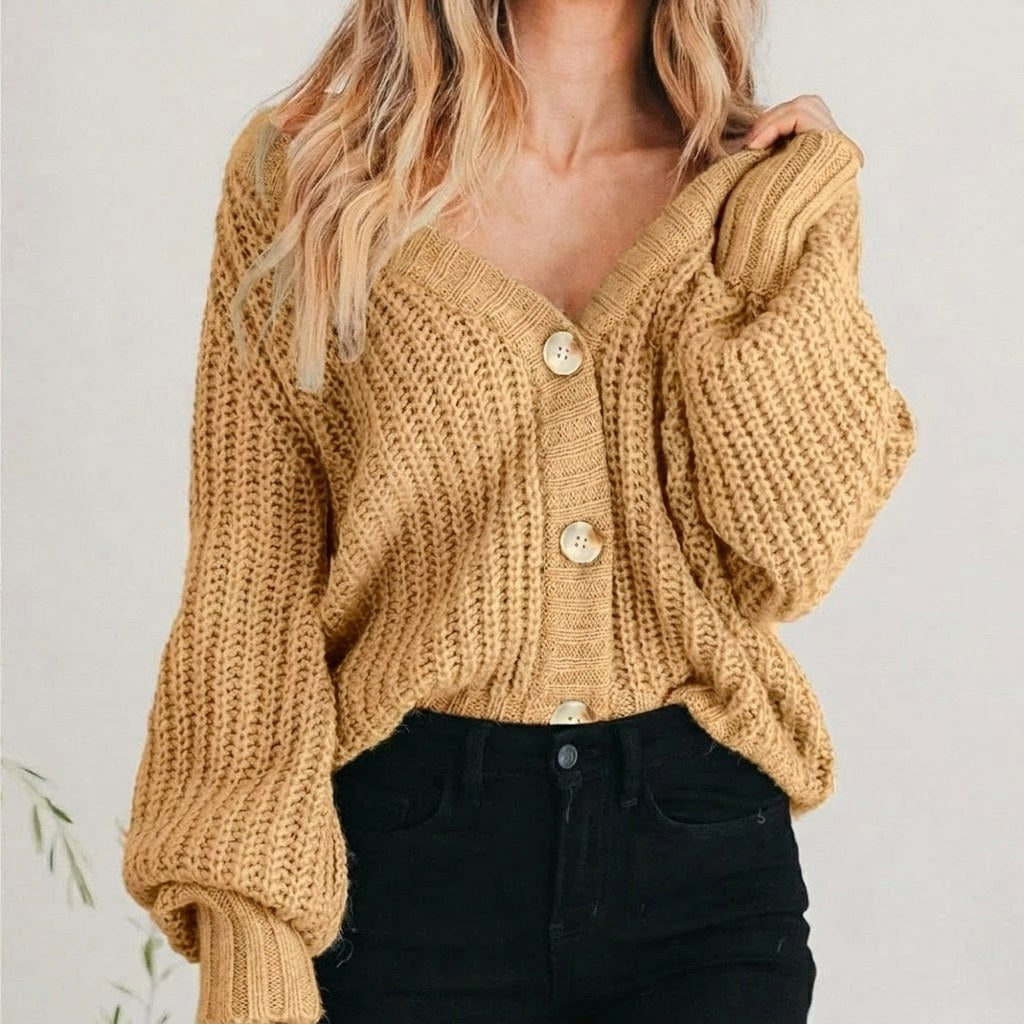 Coralie | Damen Oversized Grobstrick-Cardigan, V-Ausschnitt mit Ballonärmeln | Nomadnts | Khaki