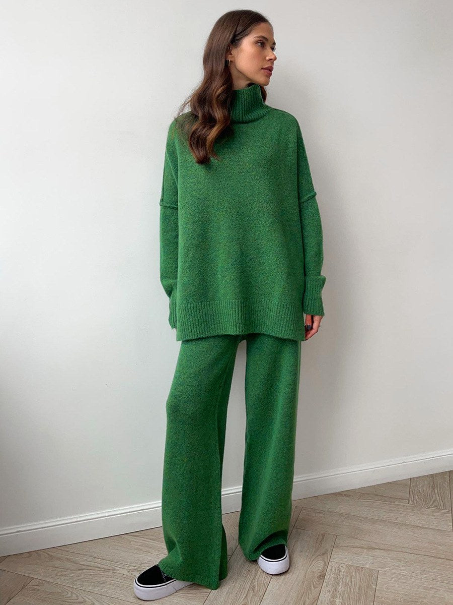 Corinne | Damen Oversized Zweiteiler-Set, weit geschnittenes Loungeset mit Rollkragen | Nomadnts | Nomadnts