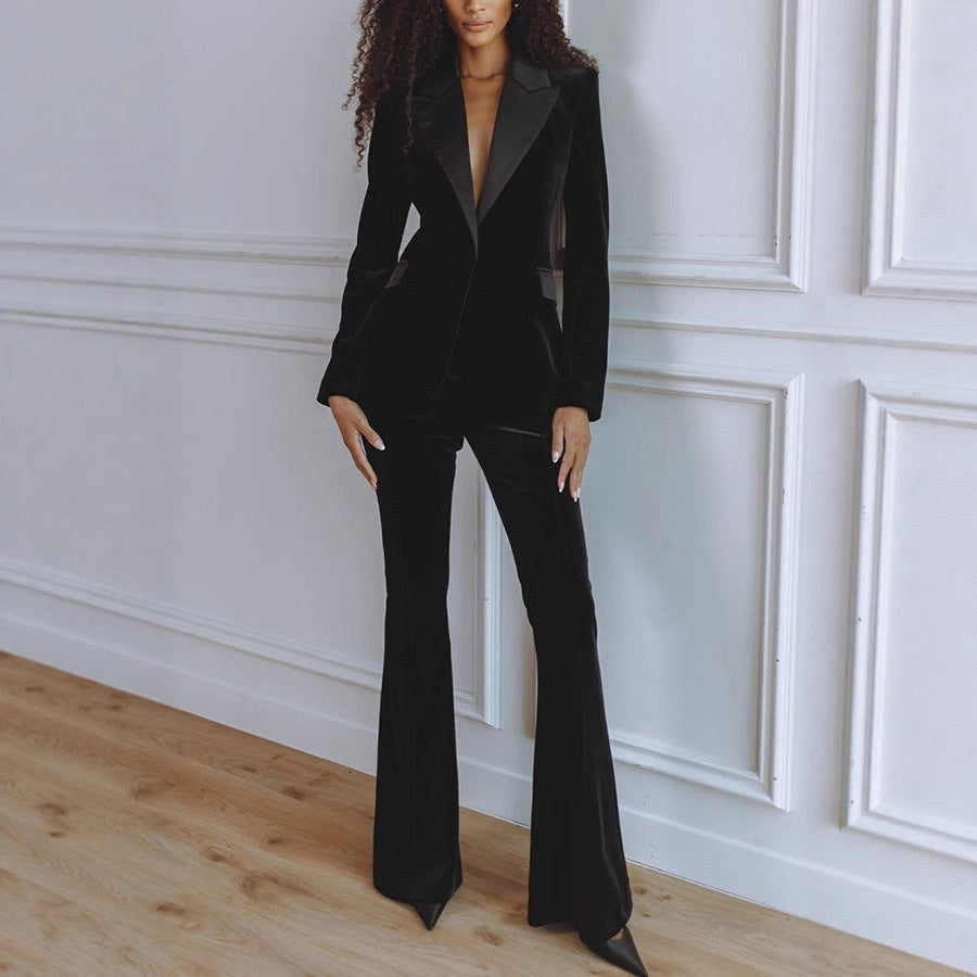 Delphine | Damen Blazer mit einem Knopf und Schlaghose, Zweiteiler mit Kontrast-Revers | Nomadnts | Nomadnts