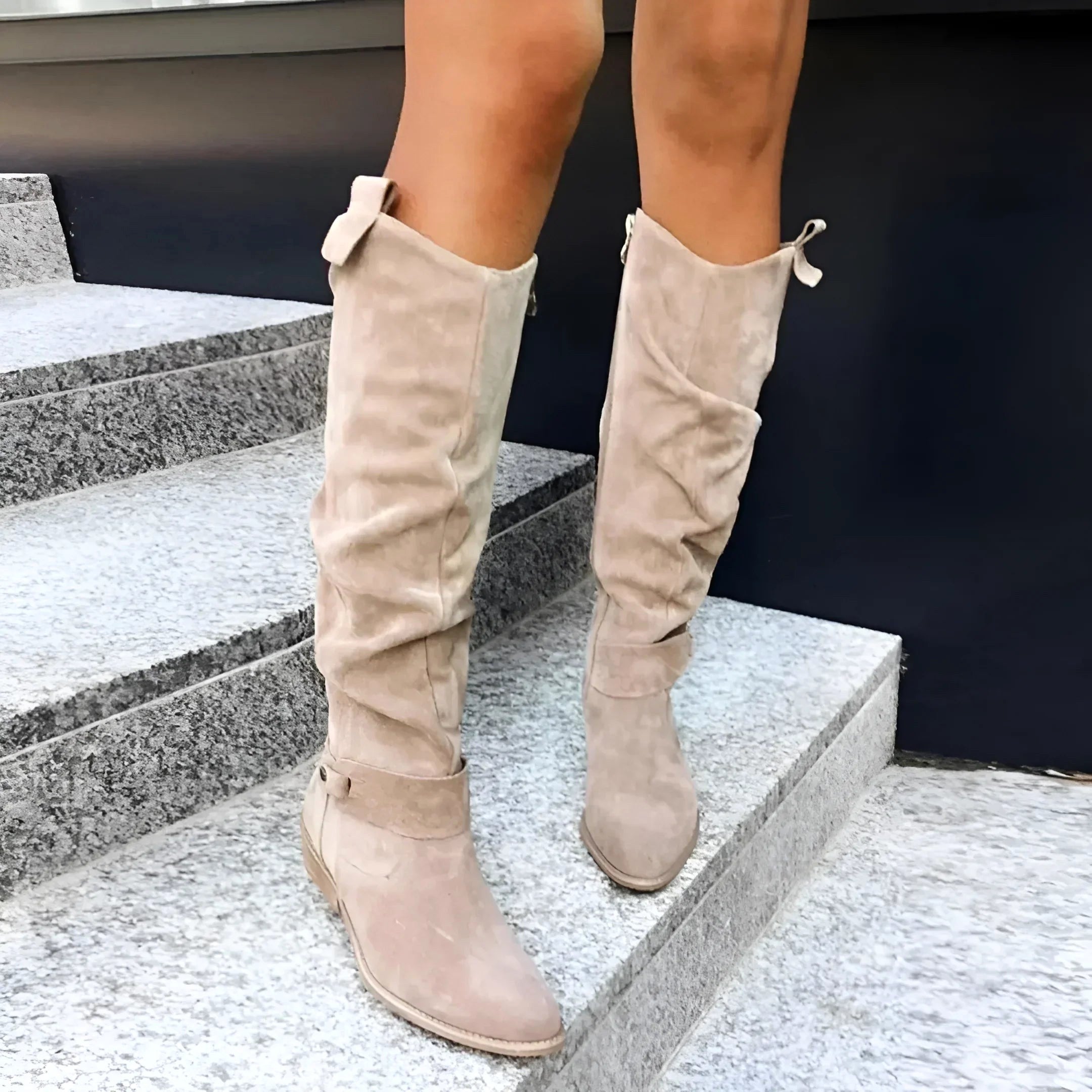 Eliza | Damen Stiefeletten in Wildleder-Optik, hochwertige Herbststiefel | Nomadnts | Nomadnts