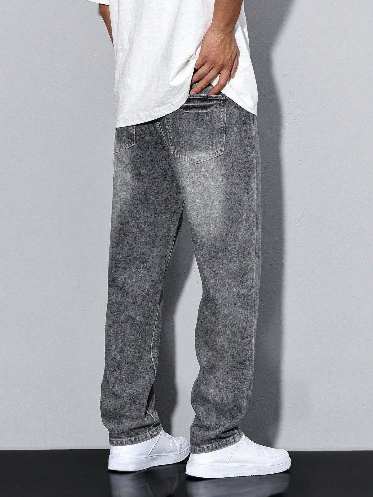 Grzegorz | Herrenhose aus Baumwollmischung in Unifarbe, Lockerer Schnitt Jeans | Nomad NTS