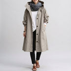 Harriet | Damen locker geschnittene wasserdichte Jacke, Regenmantel mit Kapuze | Nomadnts | Nomadnts