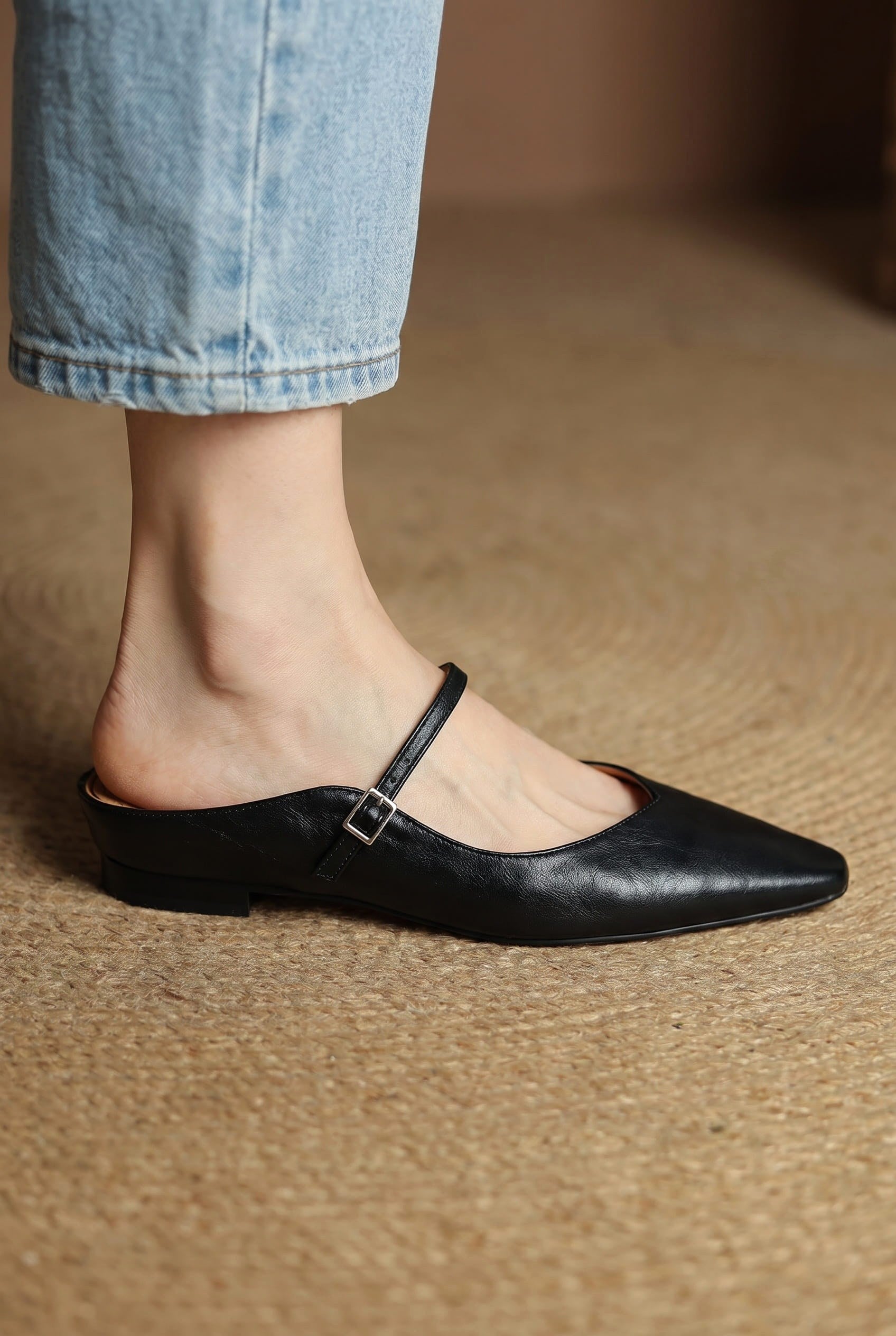 Holly | Damen Leder-Mary-Jane-Mules, spitz zulaufende Komfortschuhe | Nomadnts | Nomadnts