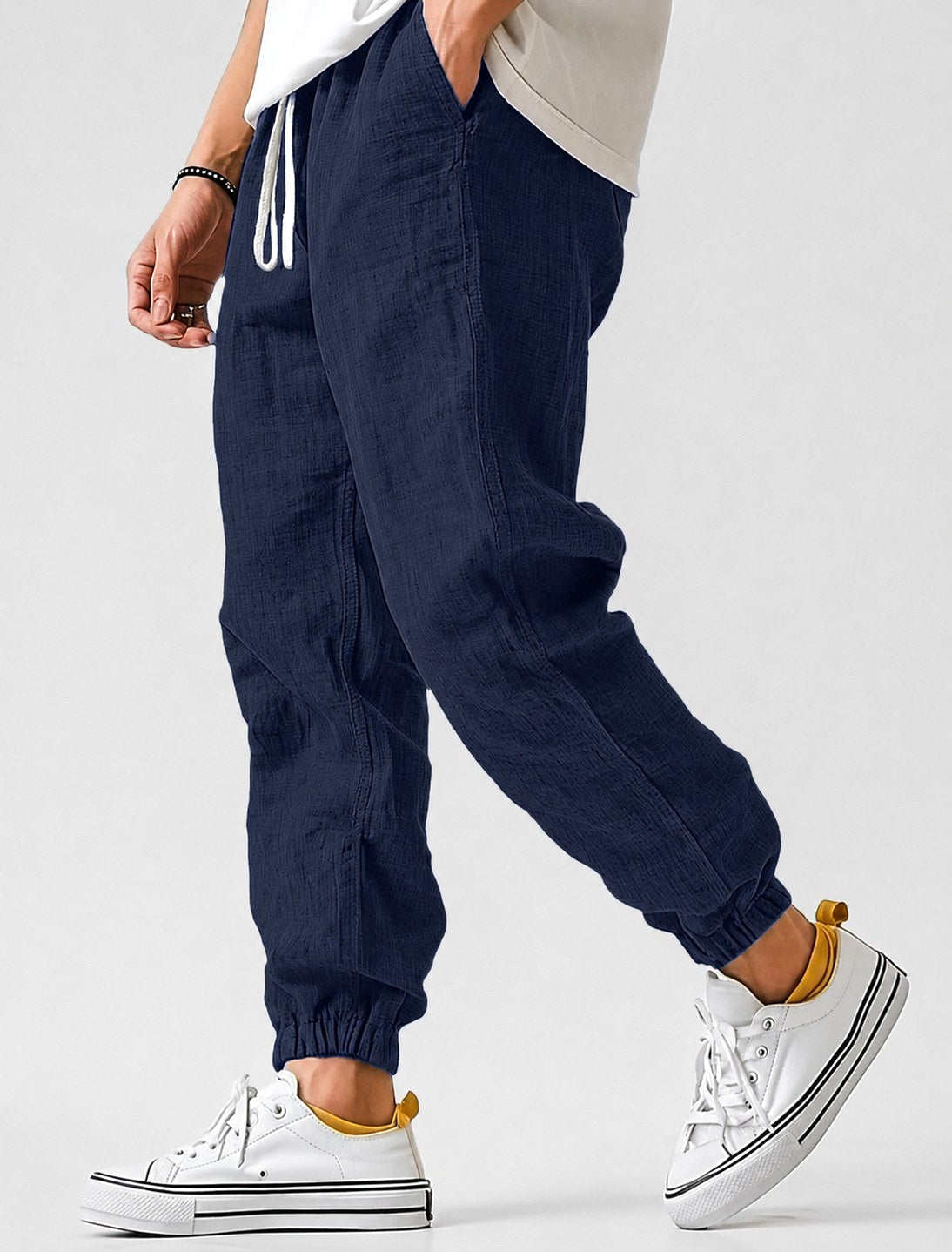 Jonas | Herren Jogger-Hose mit Tunnelzug, Tapered-Fit Sommerhose | Nomad NTS | Dunkelblau