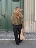Josette | Damen Kunstwildleder-Bomberjacke mit Kragen, strukturierte Jacke mit Kragen | Nomadnts | Nomadnts