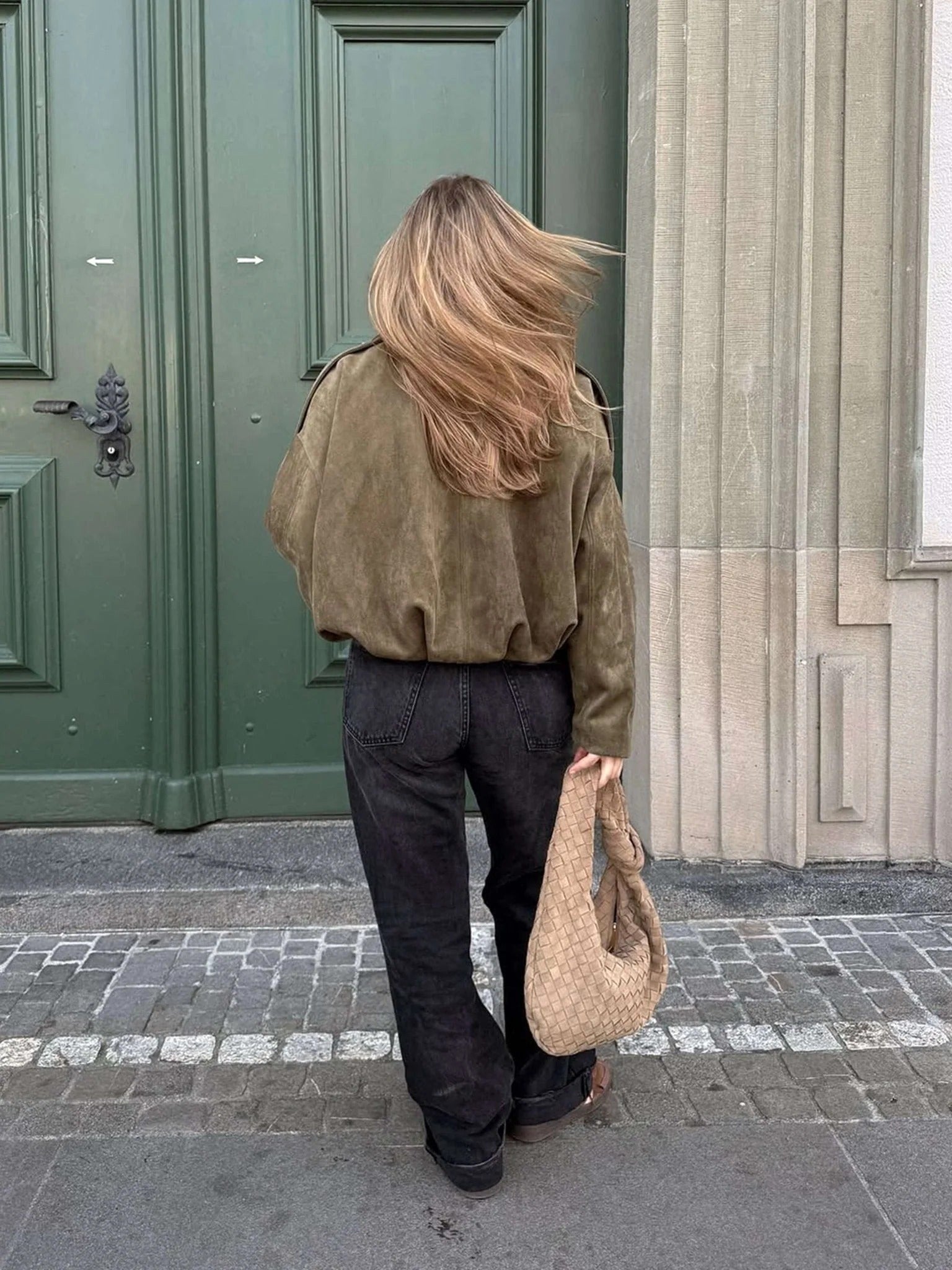 Josette | Damen Kunstwildleder-Bomberjacke mit Kragen, strukturierte Jacke mit Kragen | Nomadnts | Nomadnts