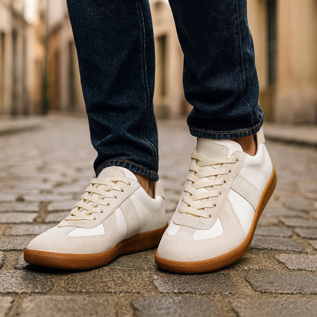 Julian | Herren Schnürschuhe mit rutschfestem Profil, Klassische Lace-Up Sneaker | Nomad NTS | Schwarz