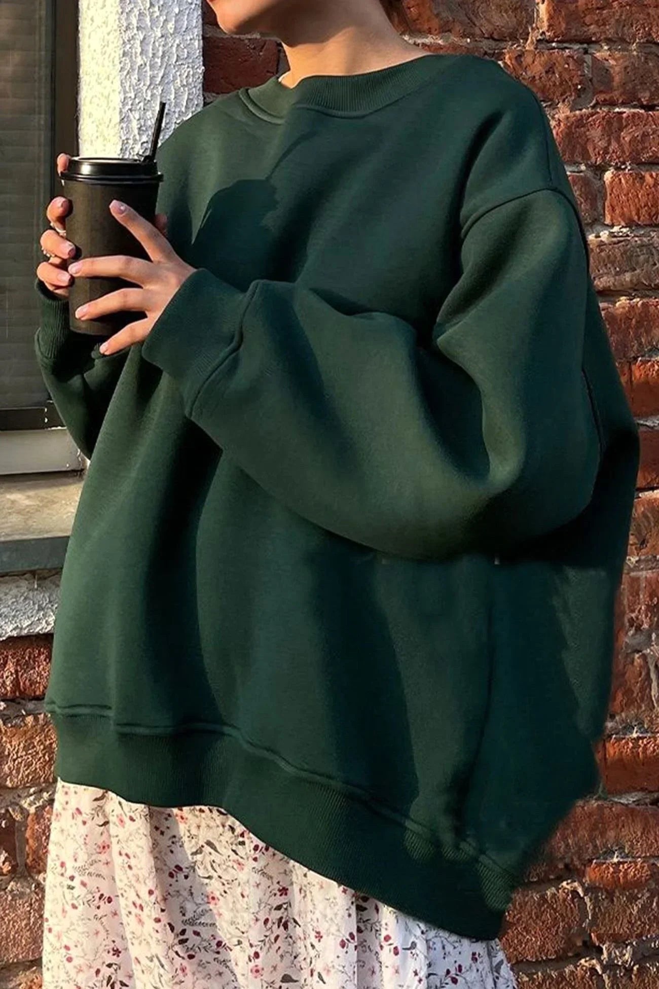 Lucienne | Damen Oversized Sweatshirt mit Rundhalsausschnitt, locker geschnittener Pullover | Nomadnts | Black