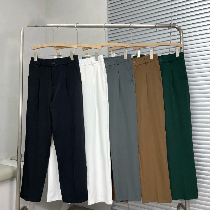 Ludwig | Herrenhose mit geradem Bein und Frontfalten, elegante Weitbeinhose | Nomad NTS | Braun