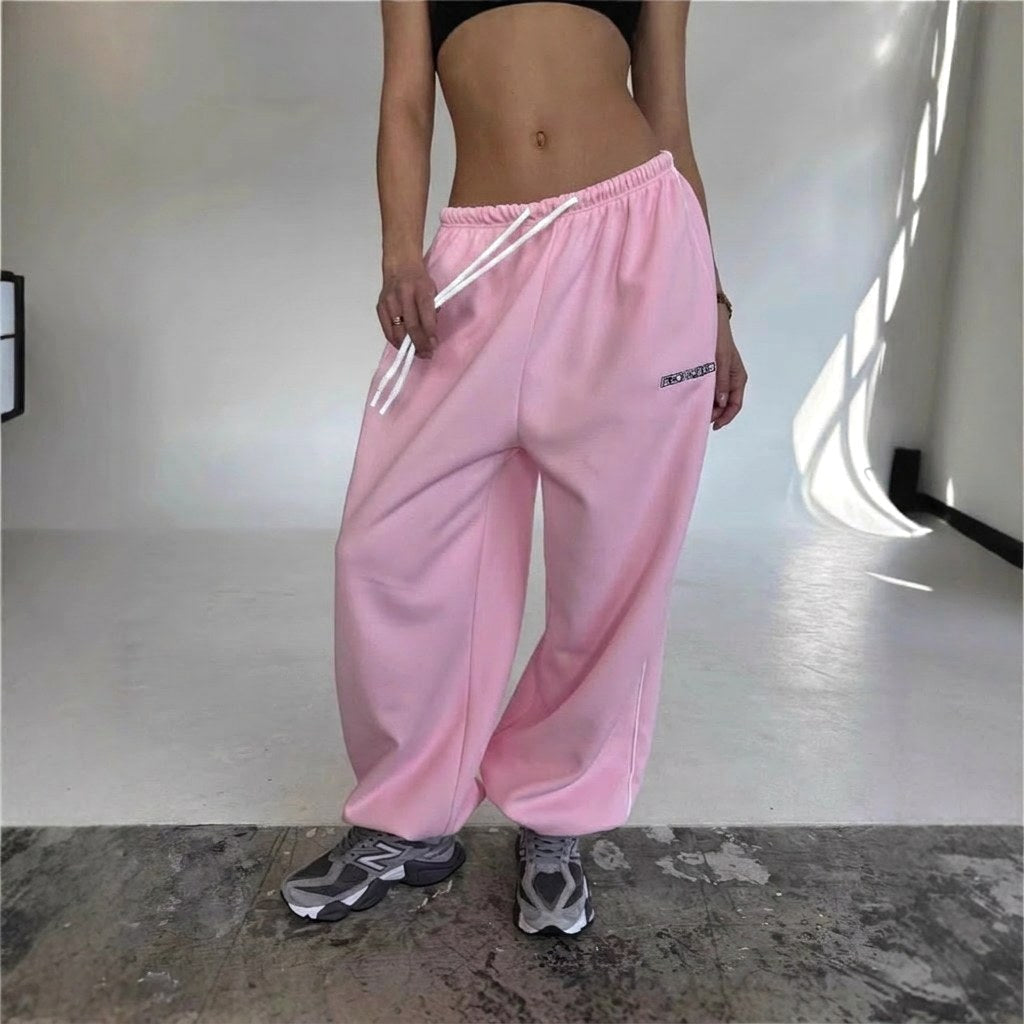 Maelle | Damen Baggy-Fit Jogginghose mit Seitenstreifen, weit geschnittene Lounge-Hose | Nomadnts | Grey