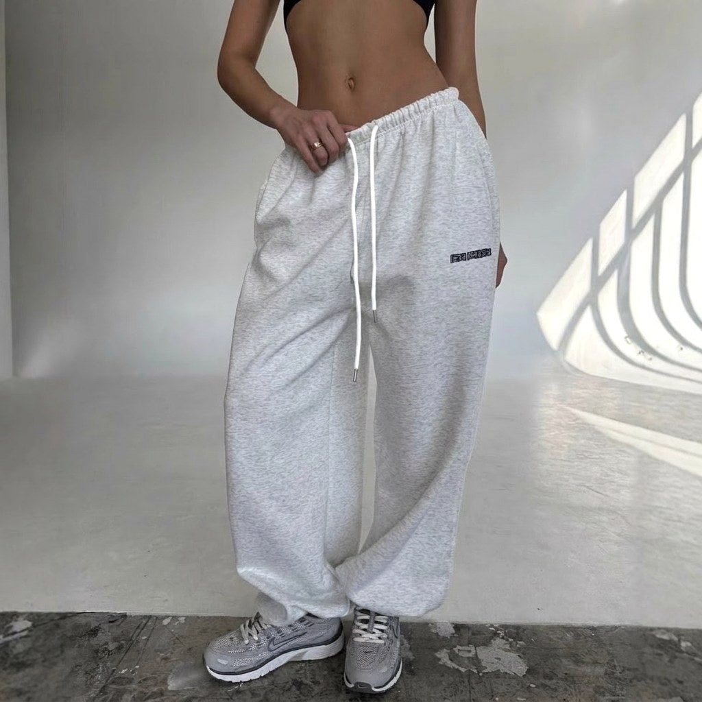 Maelle | Damen Baggy-Fit Jogginghose mit Seitenstreifen, weit geschnittene Lounge-Hose | Nomadnts | Yellow