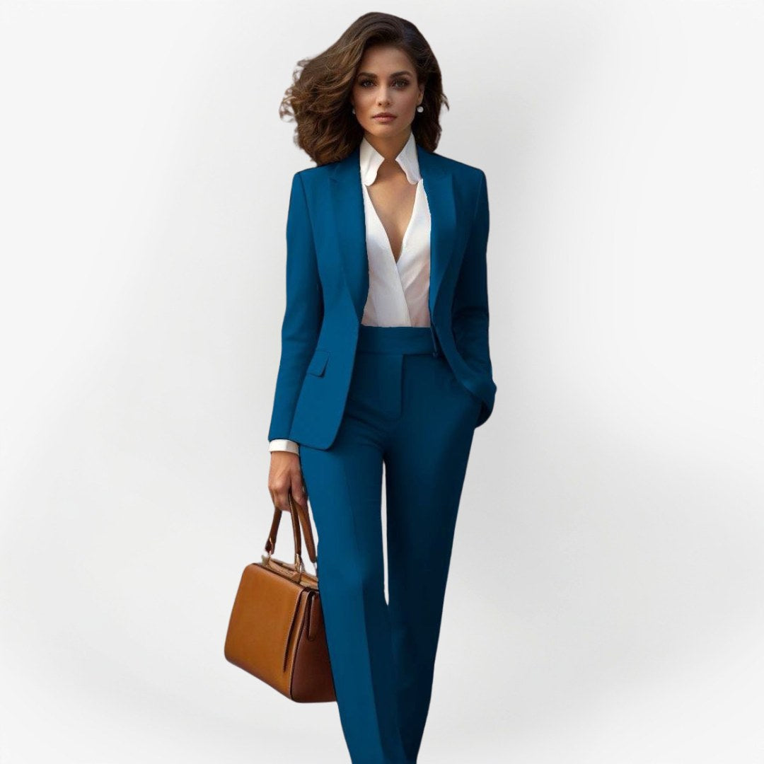 Magdalena | Damen tailliert geschnittener Blazer-Anzug, Zweiteiler-Hosenanzug | Nomadnts | Nomadnts