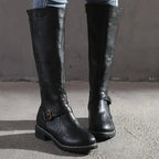 Maisie | Damen kniehohe Lederstiefel, Reitstiefel mit seitlichem Reißverschluss und Blockabsatz | Nomadnts | Dark Brown