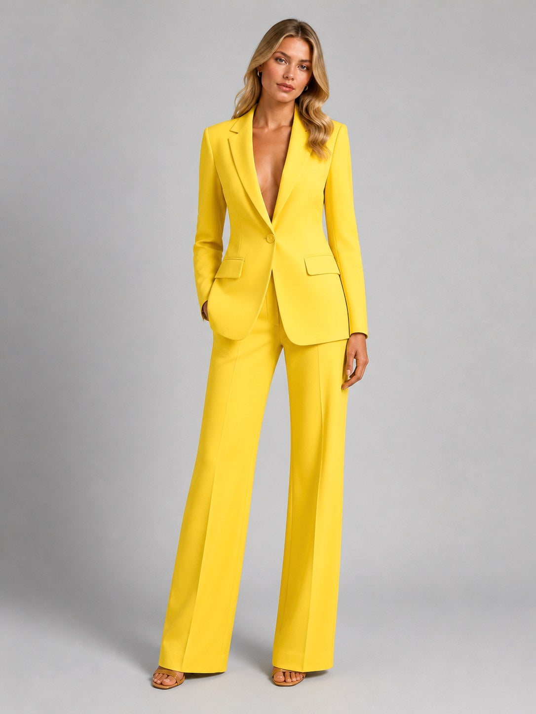 Martha | Damen tailliert geschnittener Blazer mit weit geschnittener Hose, eleganter Anlassanzug | Nomadnts | Nomadnts
