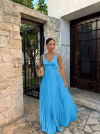 Monique | Damen plissiertes Maxikleid mit V-Ausschnitt, formelles Kleid für Hochzeitsgäste | Nomadnts | Nomadnts