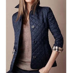 Noeline | Damen leichte Jacke mit Rautensteppung, strukturierte Freizeitjacke | Nomadnts | Nomadnts