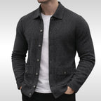 Owen | Strickjacke für Herren, fein strukturierte Strickjacke für den Lagenlook | Nomadnts | Grau