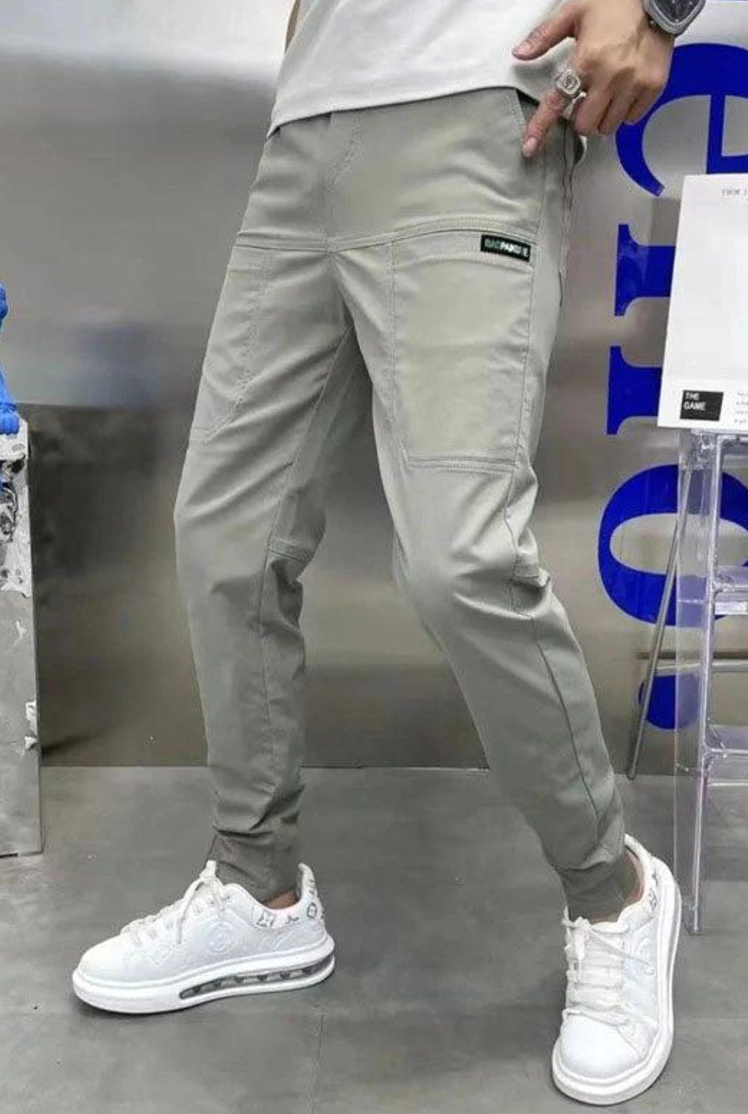 Robert | Herren Stretch-Cargohose, leichte, flexible Hose | Nomadnts | Light Grey