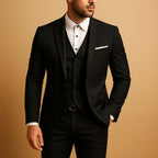 Ryan | Herren schmal geschnittener Dreiteiler mit Weste, tailliert geschnittener Anzug | Nomadnts | Black