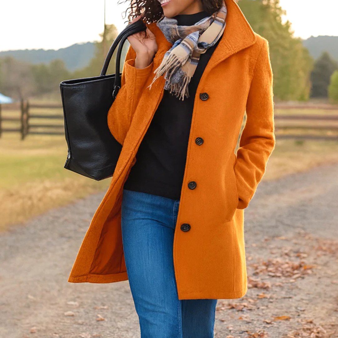 Susan | Damen klassischer Wintermantel mit Knopfleiste, tailliert geschnittener Herbstmantel | Nomadnts | Nomadnts