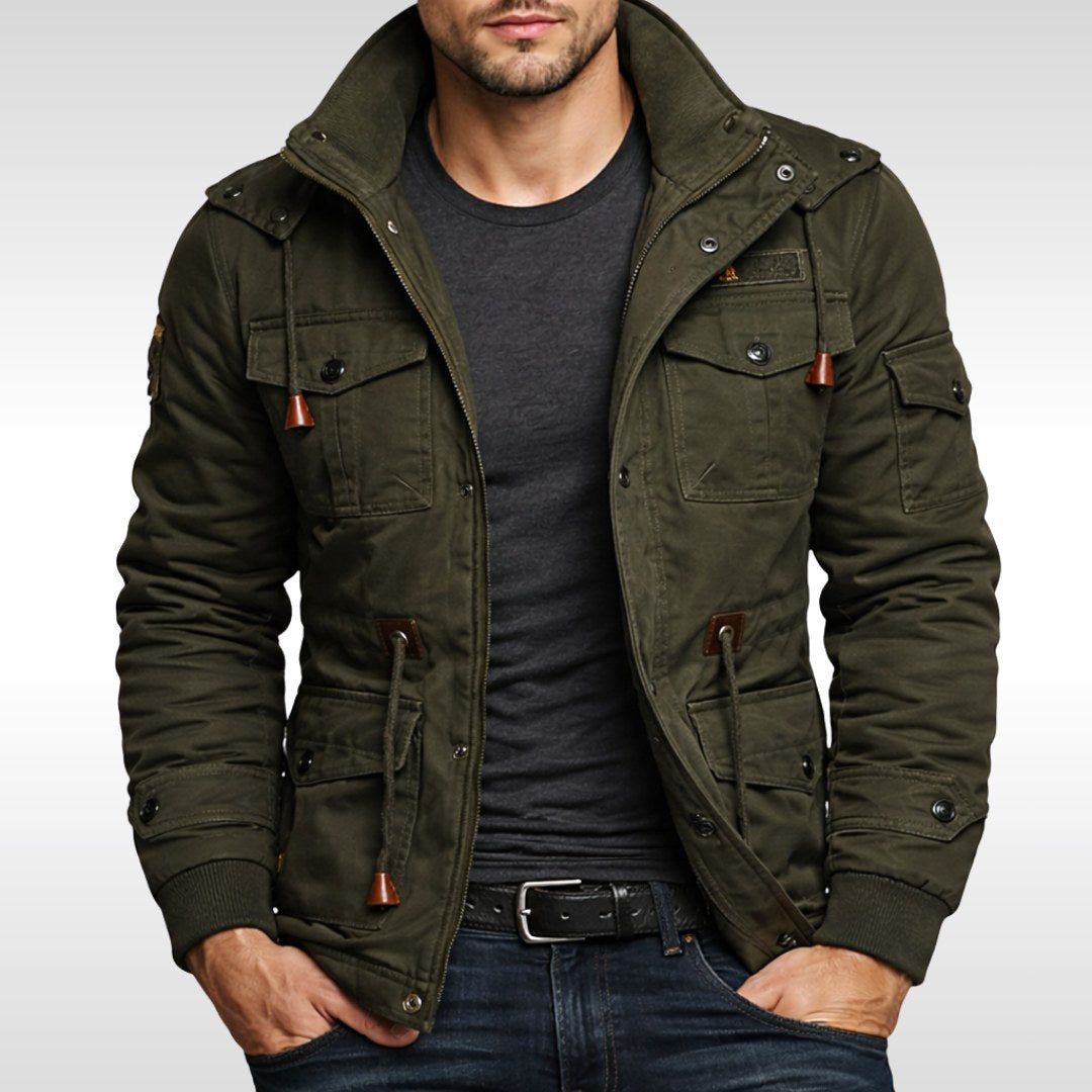 Trevor | Gefütterte Winterjacke für Herren, praktischer und warmer Mantel | Nomadnts | Grün