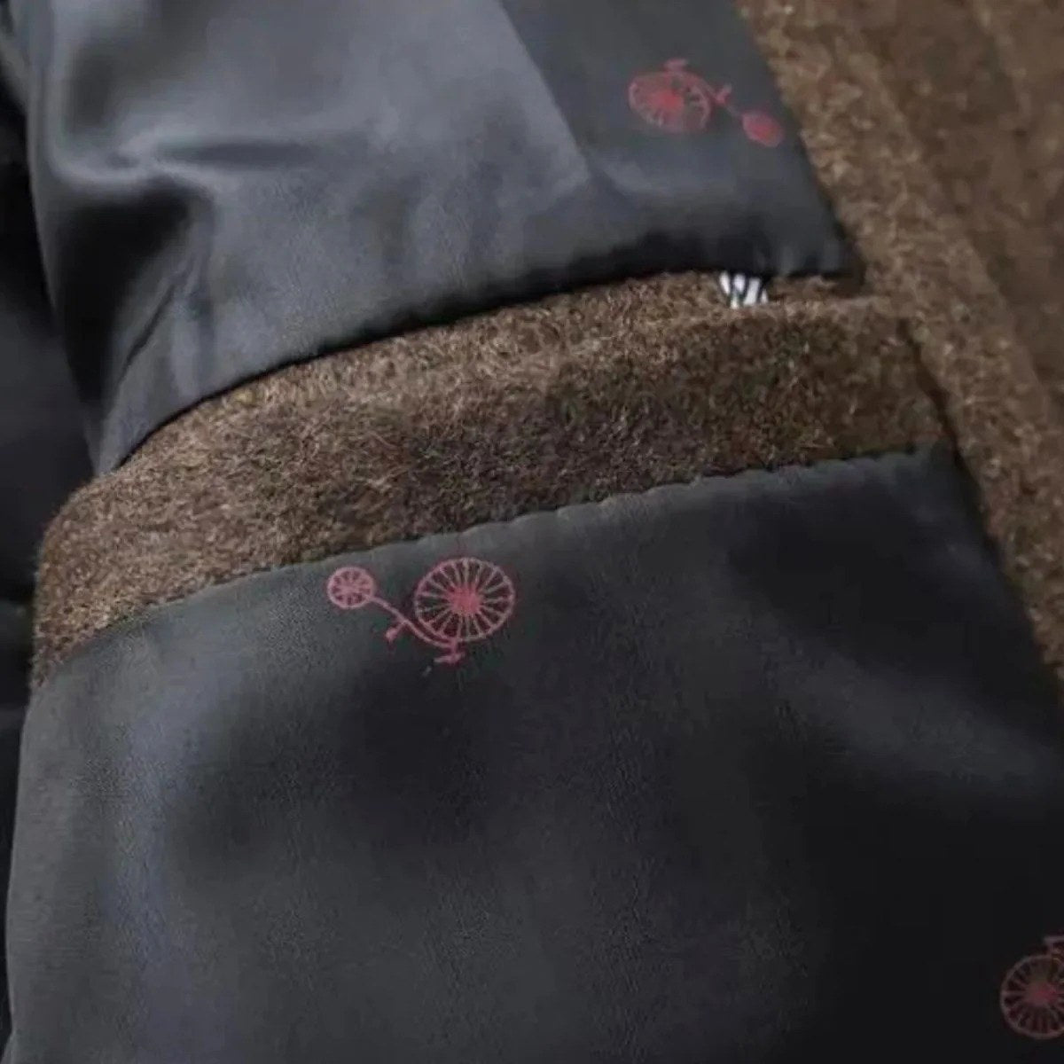 Tucker | Taillierter Herren-Trenchcoat aus Wollmix, klassischer eleganter Mantel | Nomadnts