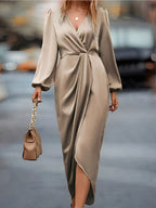 Weronika | Damen Satin-Wickelkleid mit langen Ärmeln, elegantes Abendkleid | Nomadnts | Nomadnts
