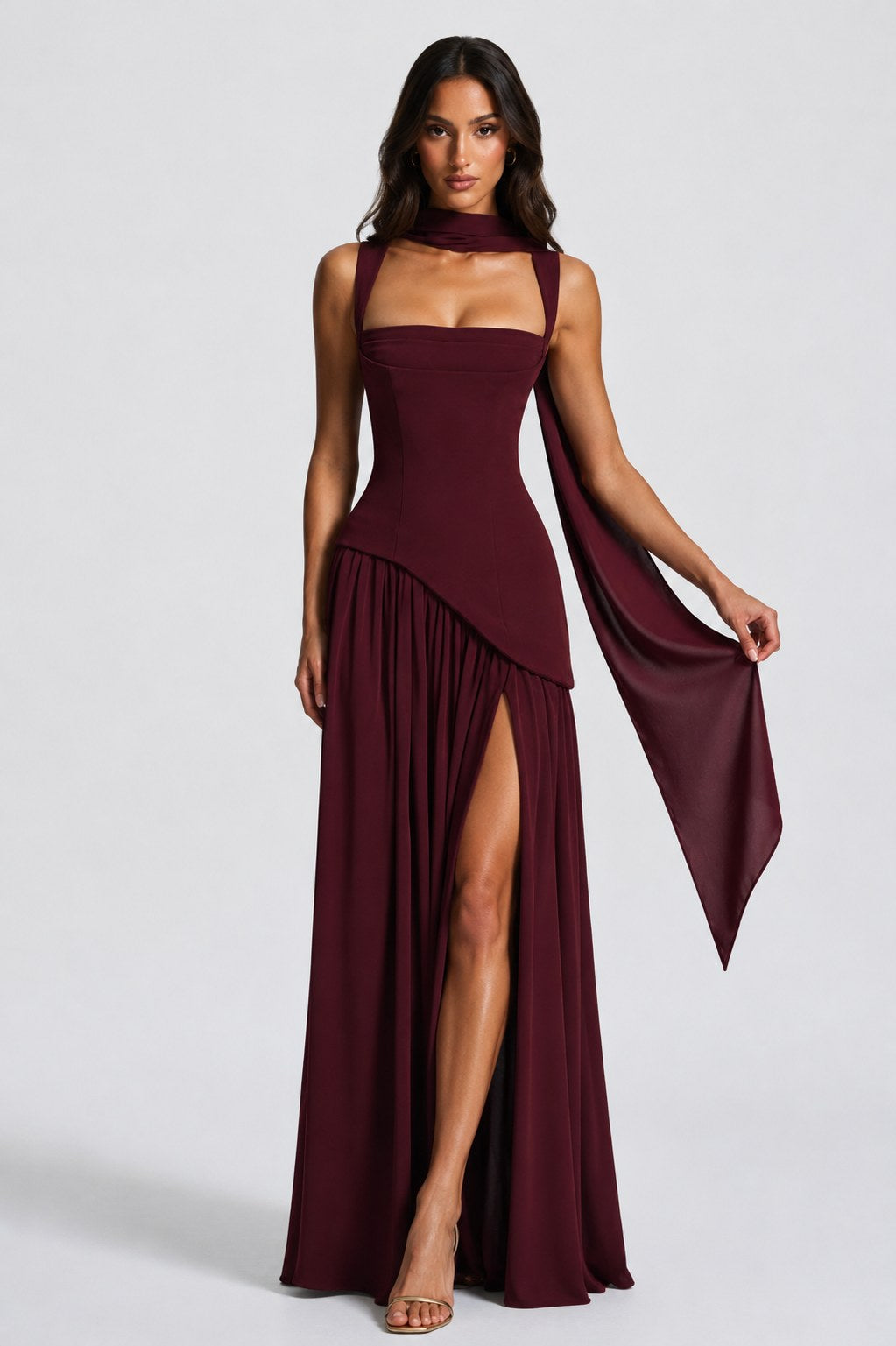 Willow | Damen geformtes Maxikleid mit Satin-Gefühl, drapiertes Abendkleid | Nomadnts | Nomadnts